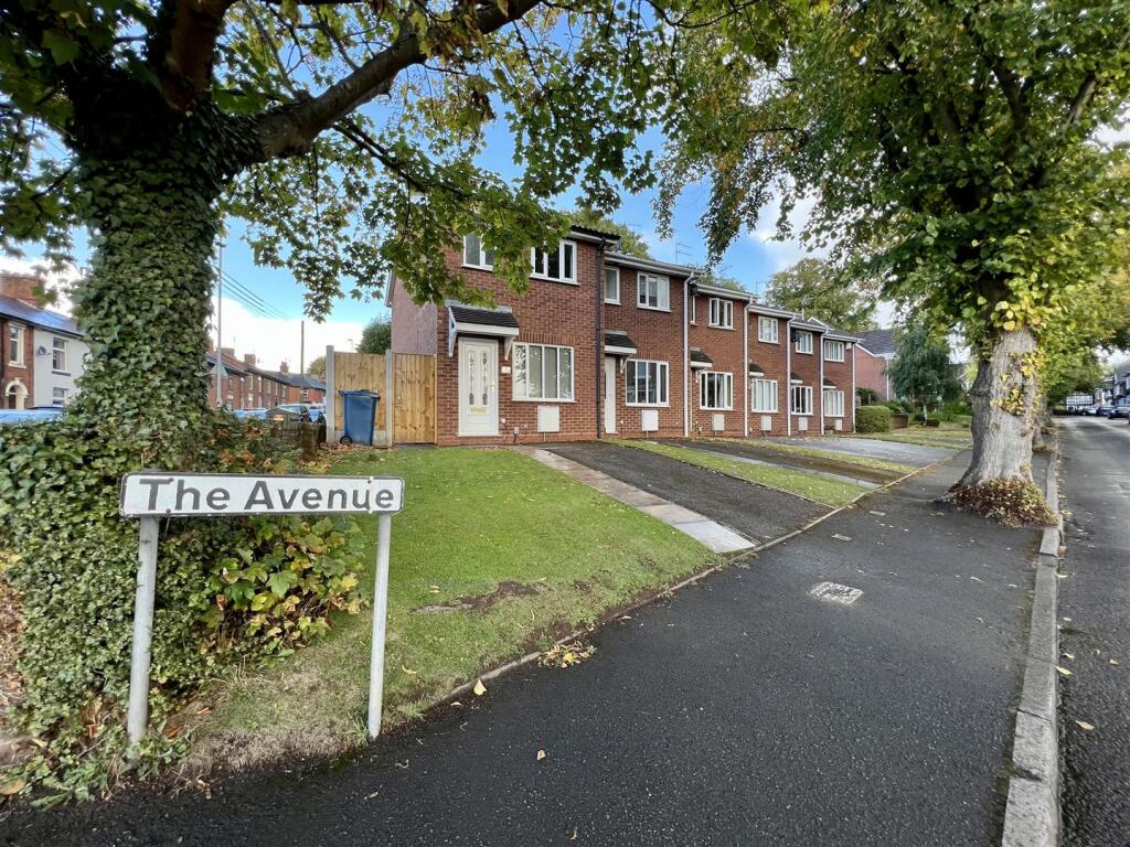 2-bed terraced on The Avenue, Stone, Staffordshire, £210,000