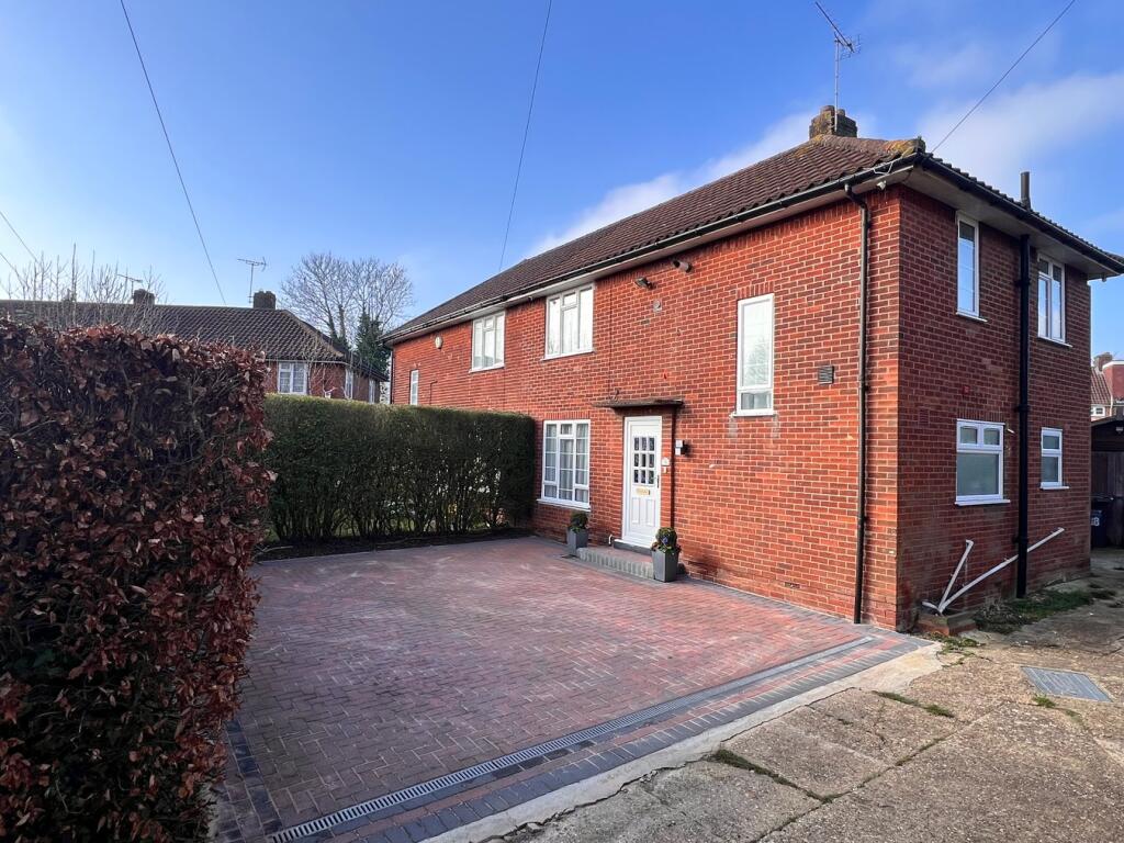 Main image of property: Upperfield Road, Welwyn Garden City, AL7