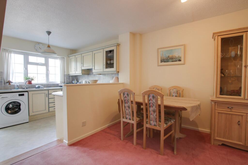 House in Fareham, Hill Park - View 4