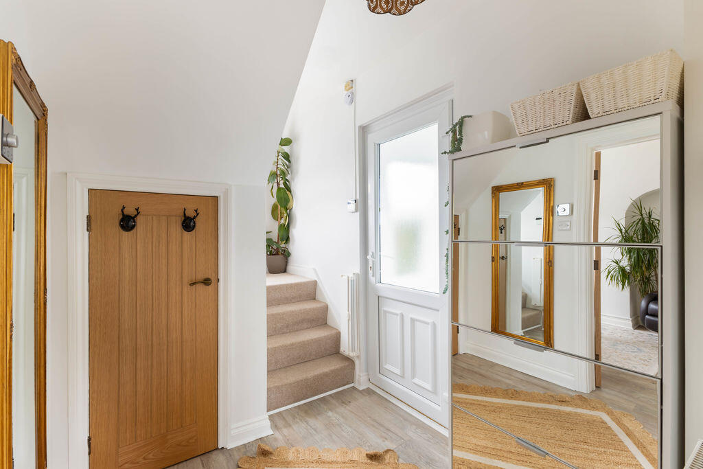 House in Newcastle upon Tyne, Tyne and Wear - More