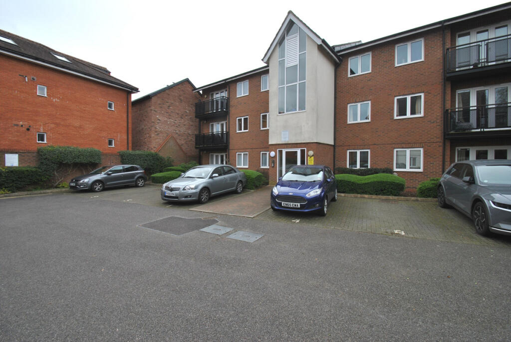 Main image of property: Fyffes Court, Hitchin, SG5