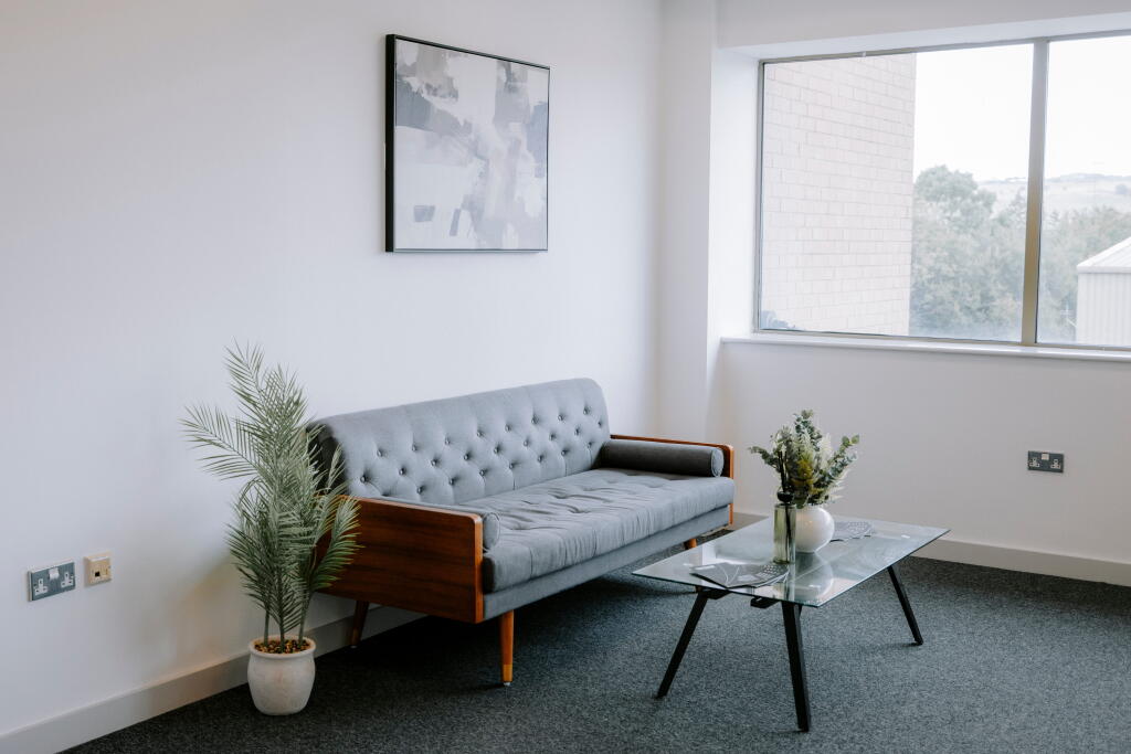 500 sqft office