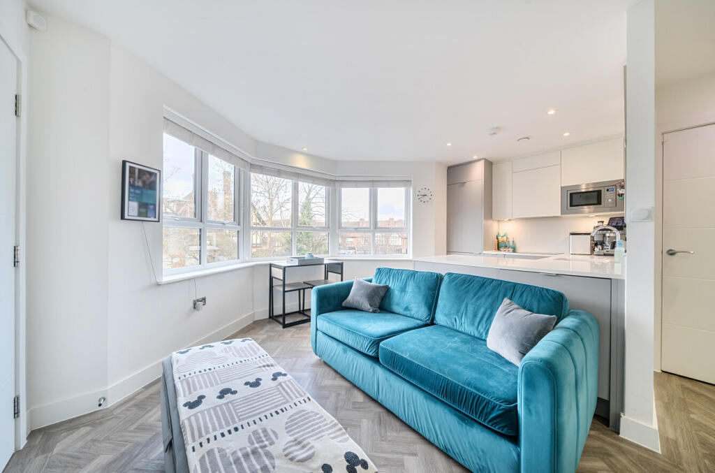 Apartment in London - View 6