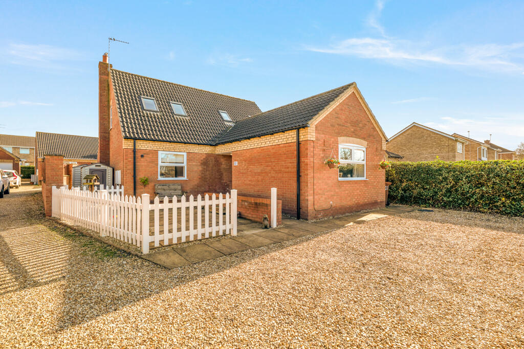 Main image of property: Brant Road, Lincoln, Lincolnshire, LN5 9AB