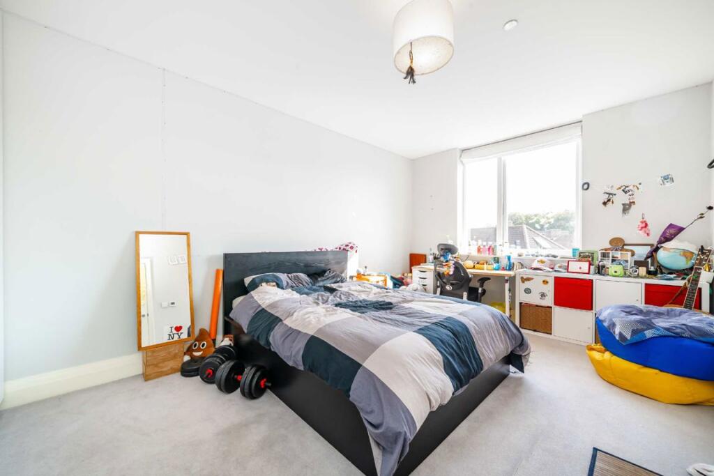 House in London - More