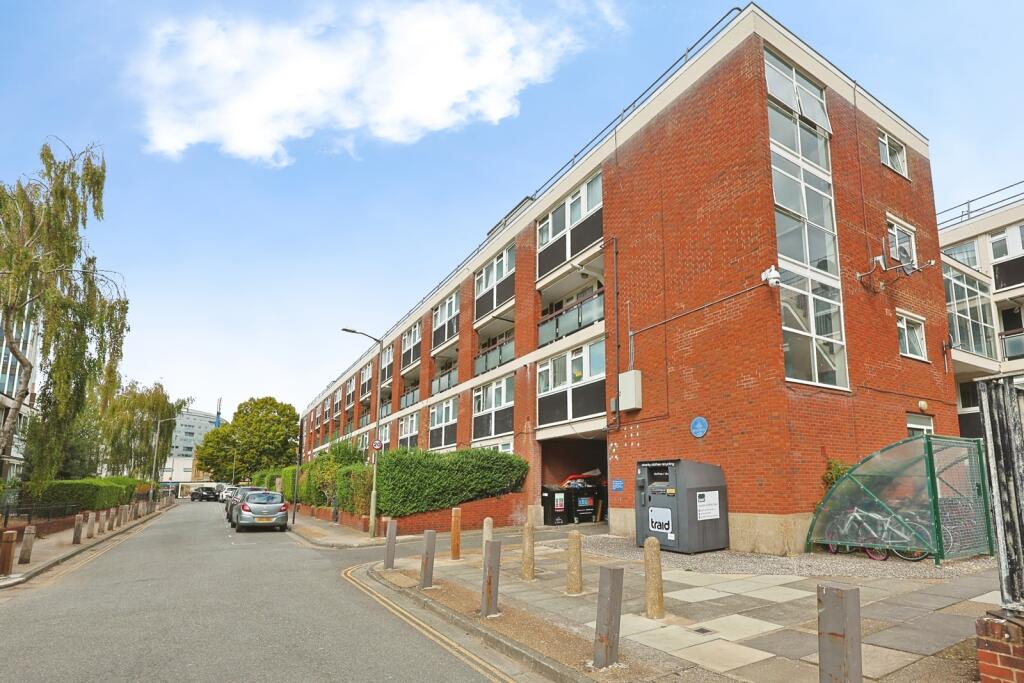 Apartment in London - View 4