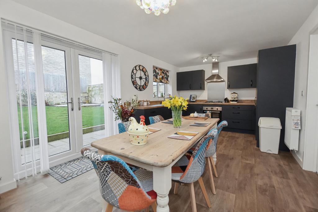 Waterfall Gardens, Clitheroe, BB7 2SE - View 4