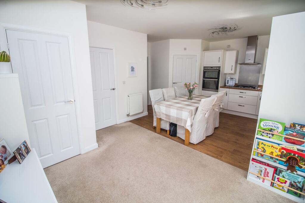 House in Durham - View 5