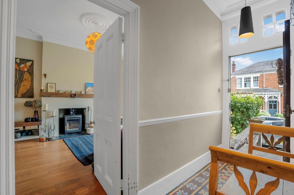 House in London, Ferme Park, Stroud Green - View 5