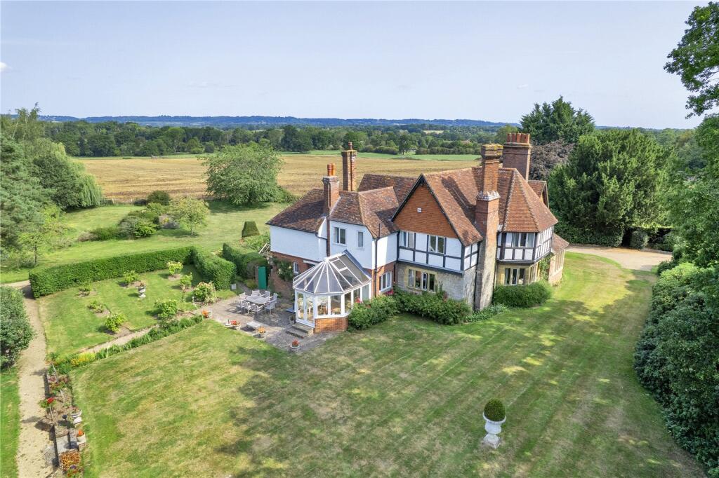 Main image of property: Hildenborough Road, Leigh, Tonbridge, Kent, TN11