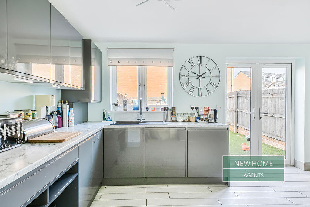 House in Exeter, Cranbrook - More