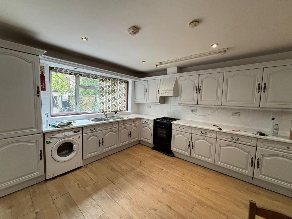 Main image of property: Leamington Gardens Ilford IG3 9TX