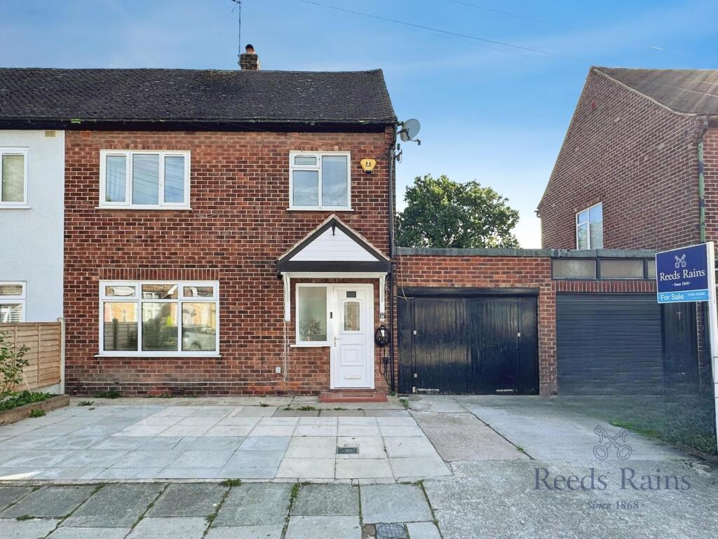Main image of property: Brooke Avenue, Handforth, Wilmslow, Cheshire, SK9
