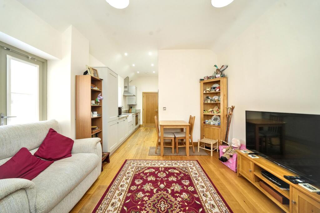 House in Telford - View 3