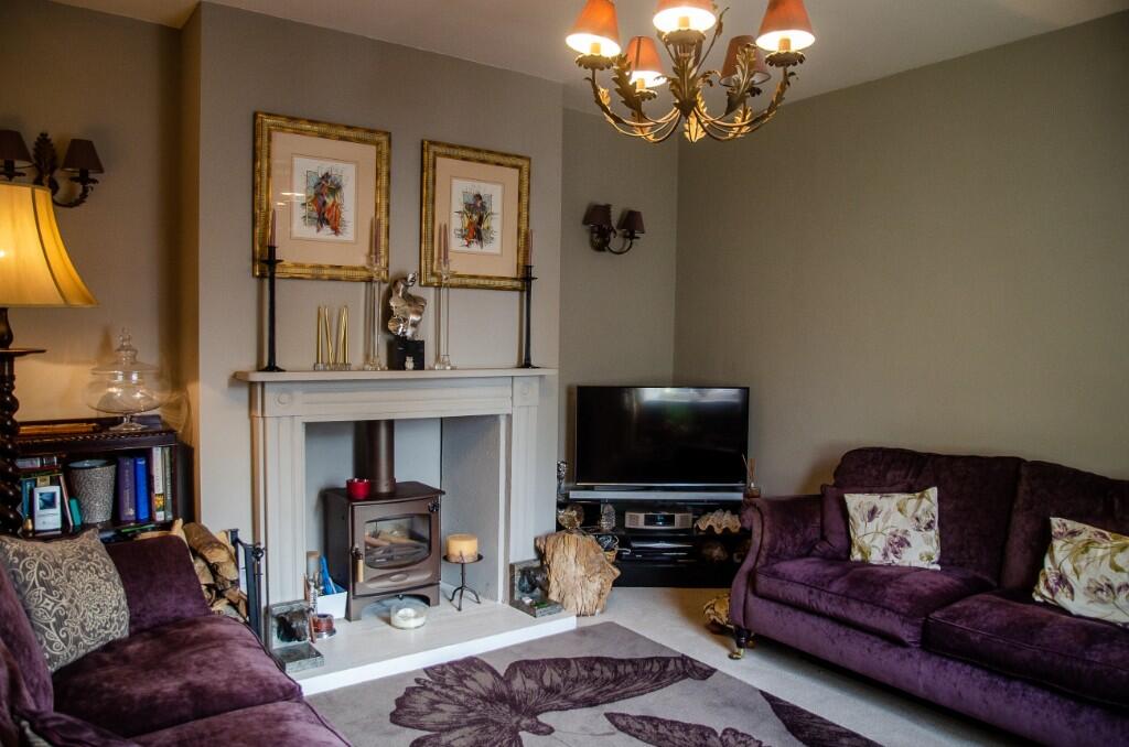 Swindon Street, Highworth, SN6 7AH - View 2