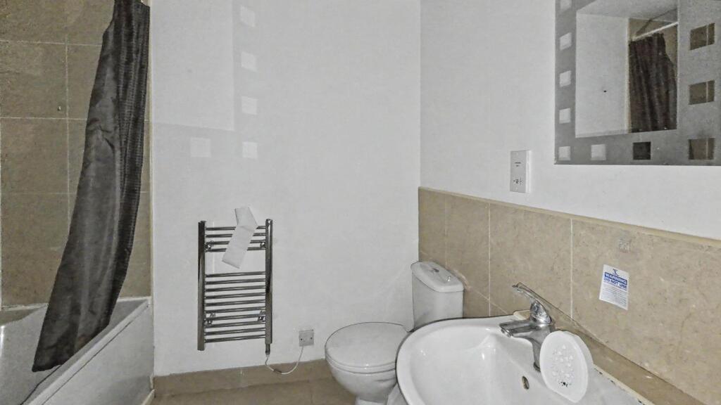 Apartment in Sheffield - View 5