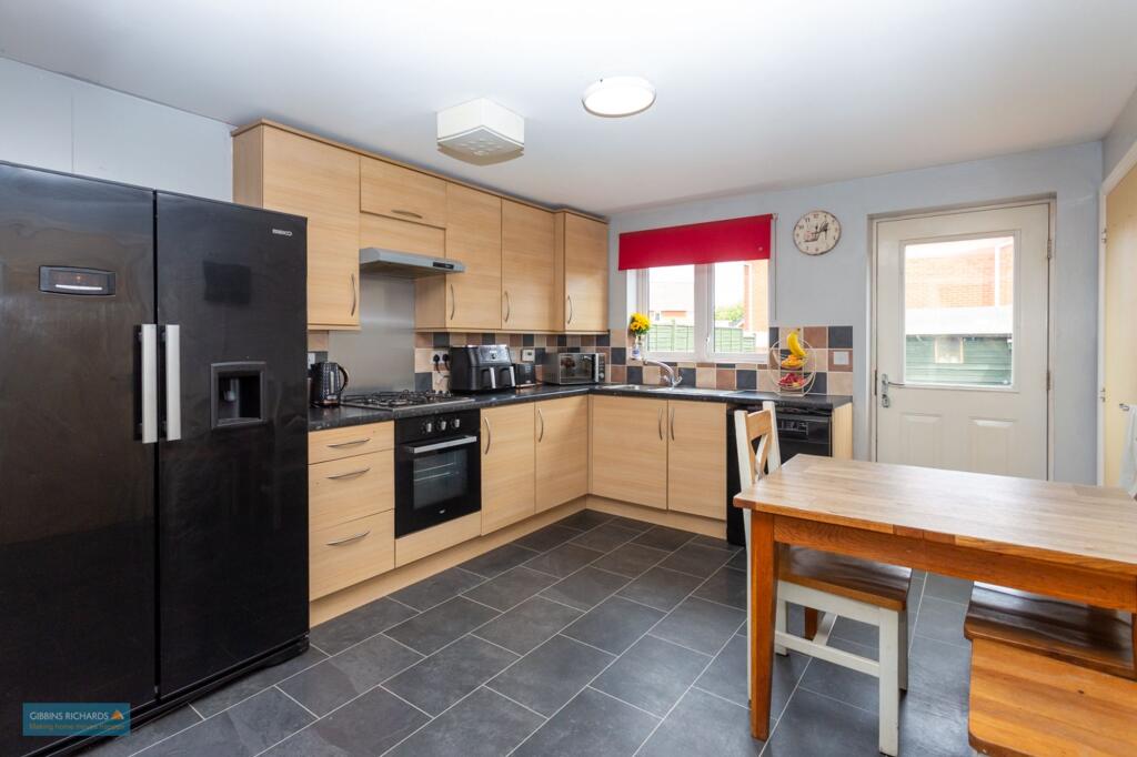 Pear Tree Way, Wellington, TA21 photo 3