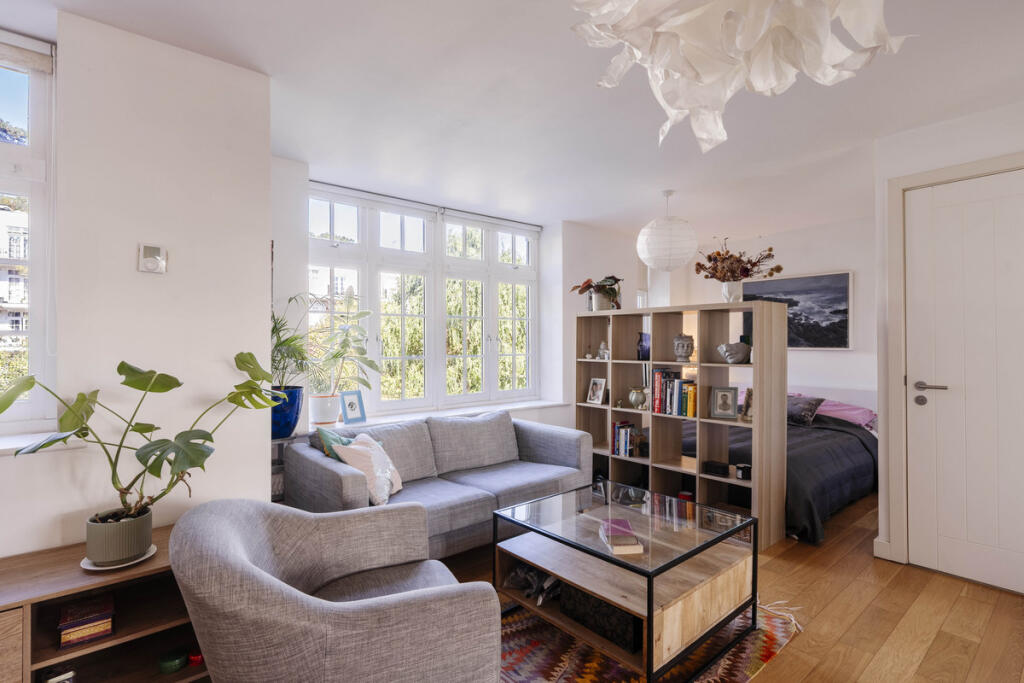 Apartment in London - View 5