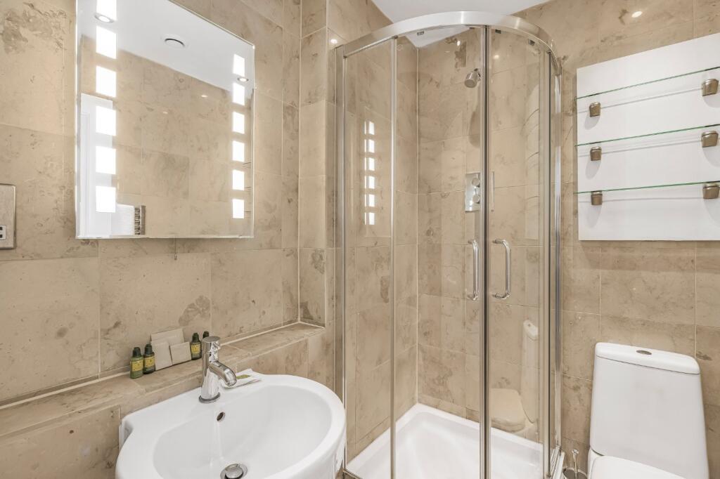 4 bedroom flat for rent