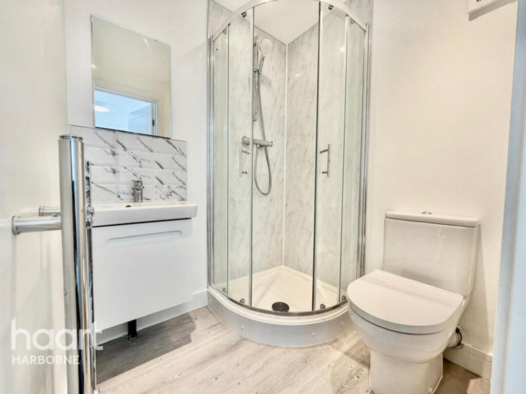 Additional image 3 of En Suite Rooms, Oldbury