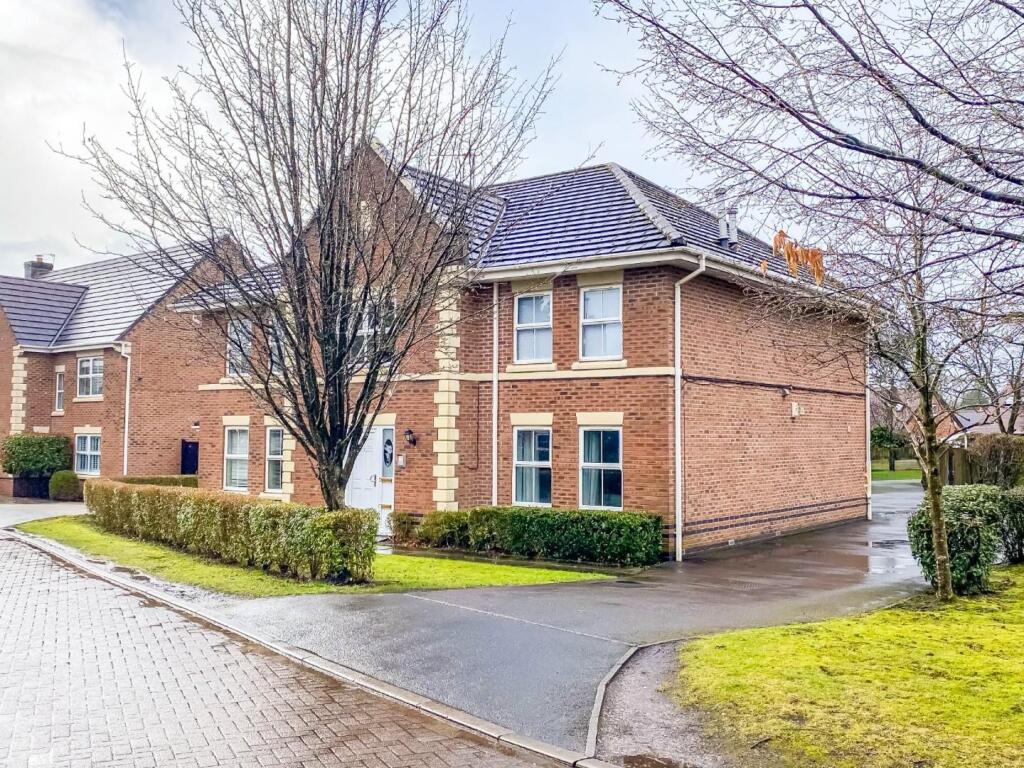 Main image of property: Flat 2, Washington Close, Cheadle Hulme, Cheadle
