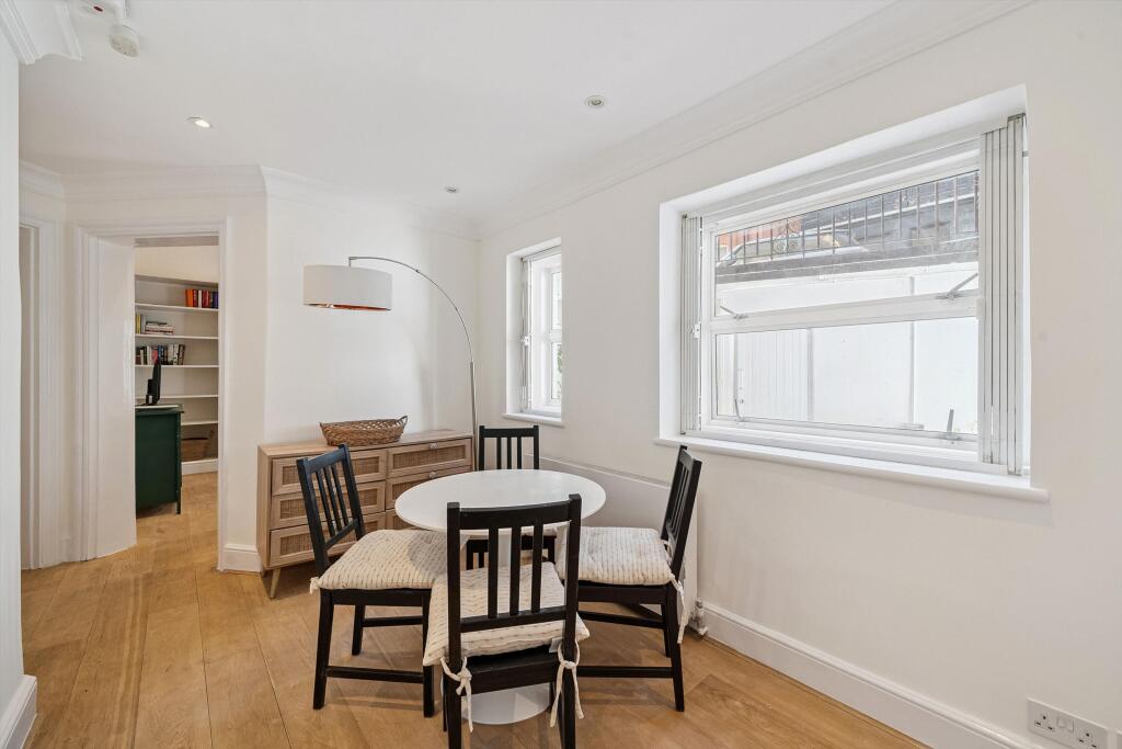 Apartment in London, Brompton - More