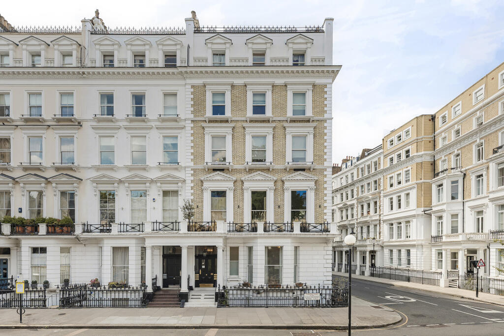 Apartment in London - More