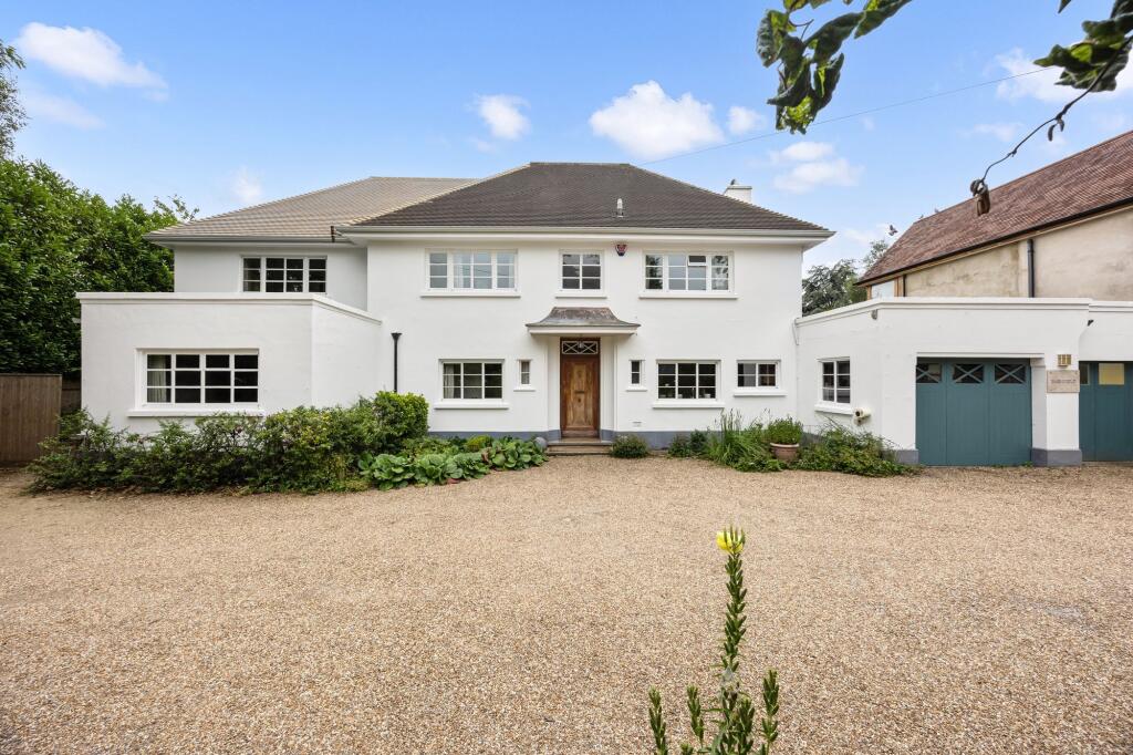 Main image of property: Brighton Road, Horsham, RH13