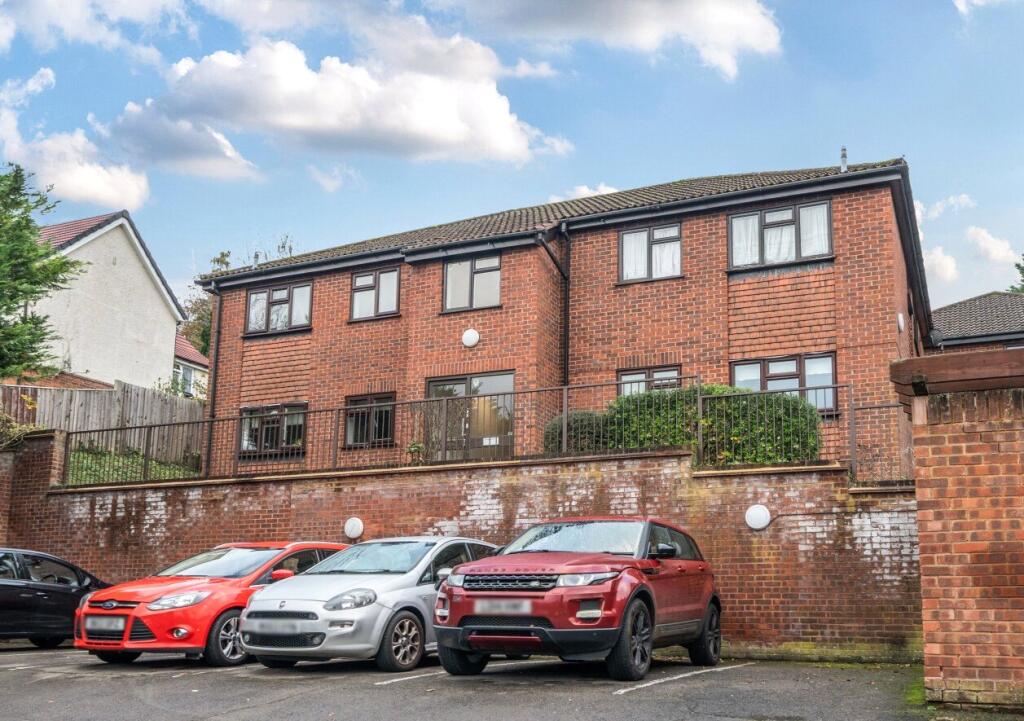 Main image of property: Kaybridge Close, High Wycombe, Buckinghamshire