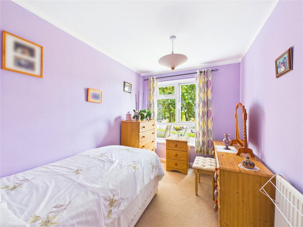 Apartment in Worcester - View 5