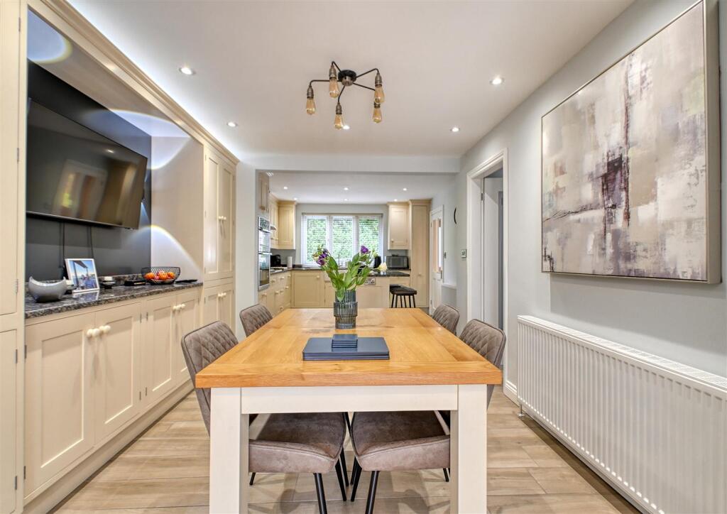 House in Bridgnorth, Low Town, Oldbury - View 2