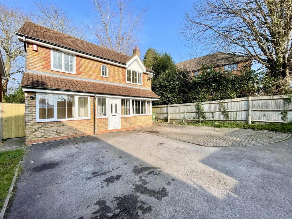 Main image of property: Jenkyns Close, Botley, Southampton