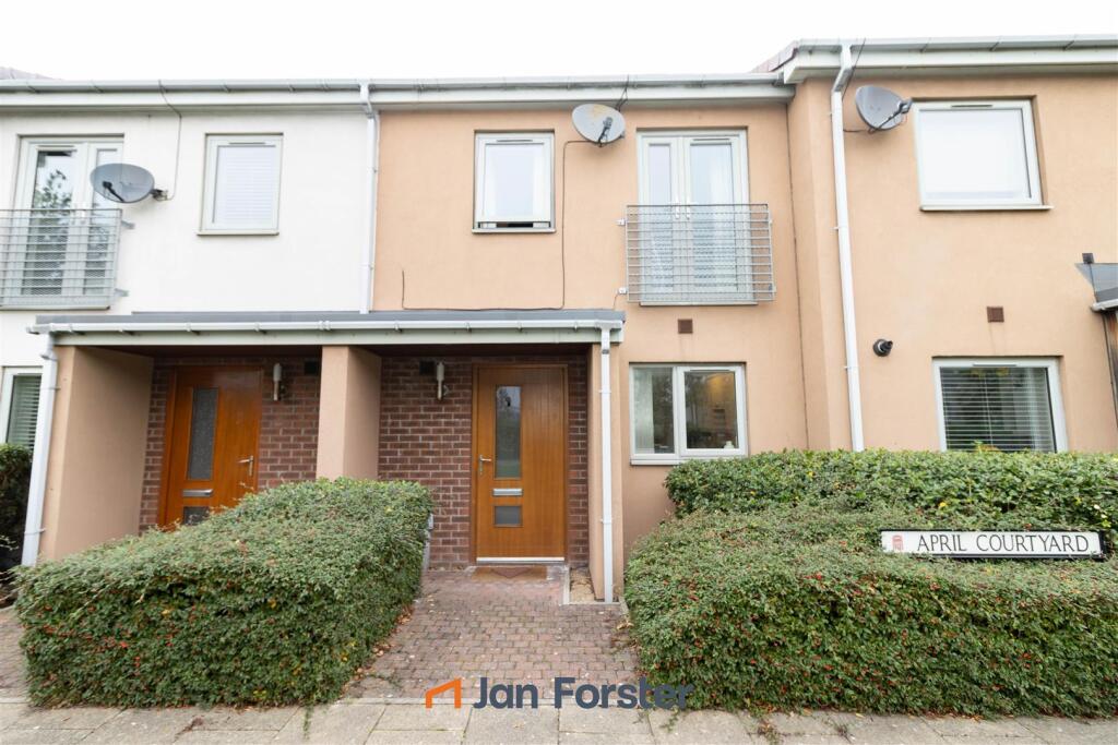 Main image of property: April Courtyard, The Staithes, Gateshead