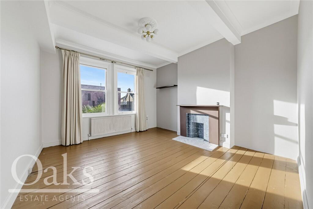 1-bed flat on Elmcourt Road, Tulse Hill, £400,000