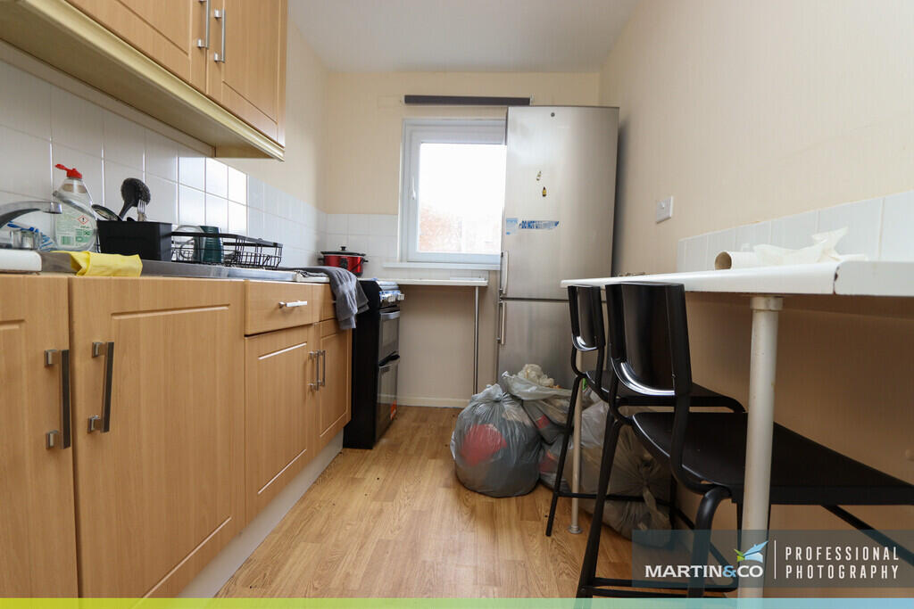 Apartment in Cardiff, Llanedeyrn - View 5