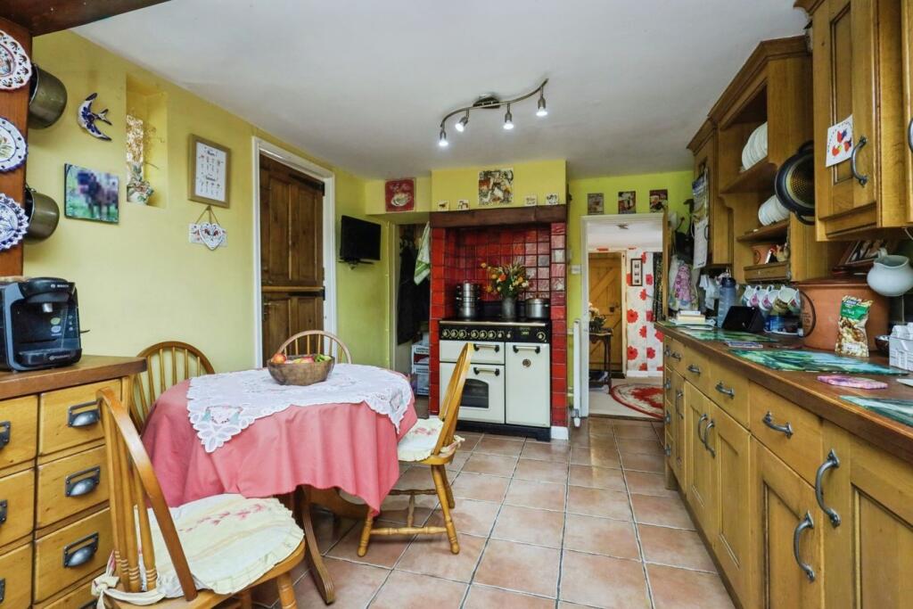House in Brighton - View 5