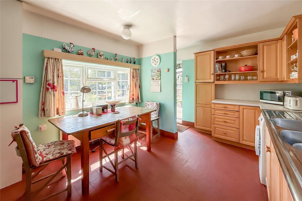 Main image of property: The Common, Harpenden, Hertfordshire, AL5