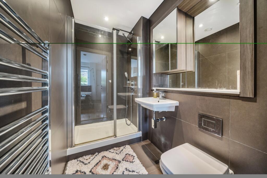 Apartment in London - View 3