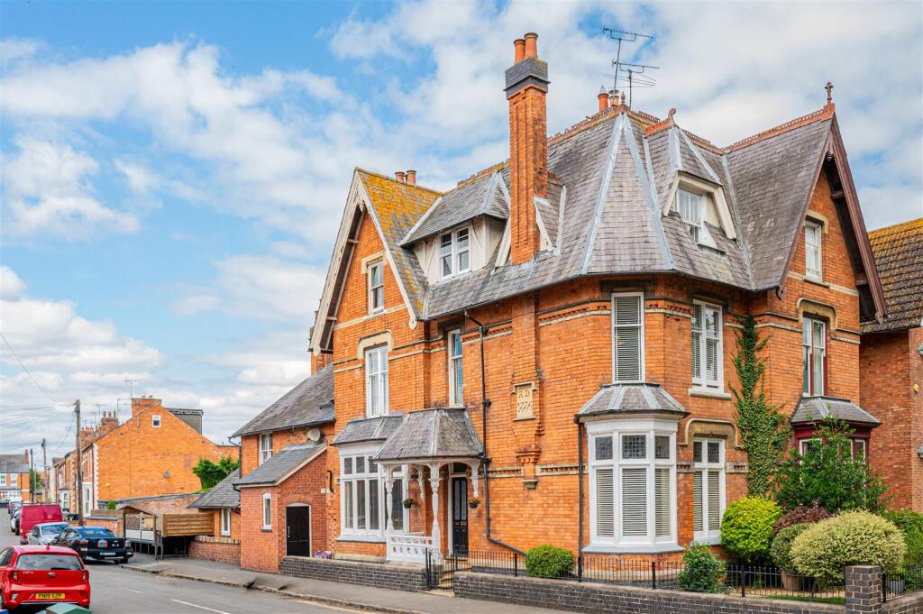 Main image of property: Northampton Road, Market Harborough