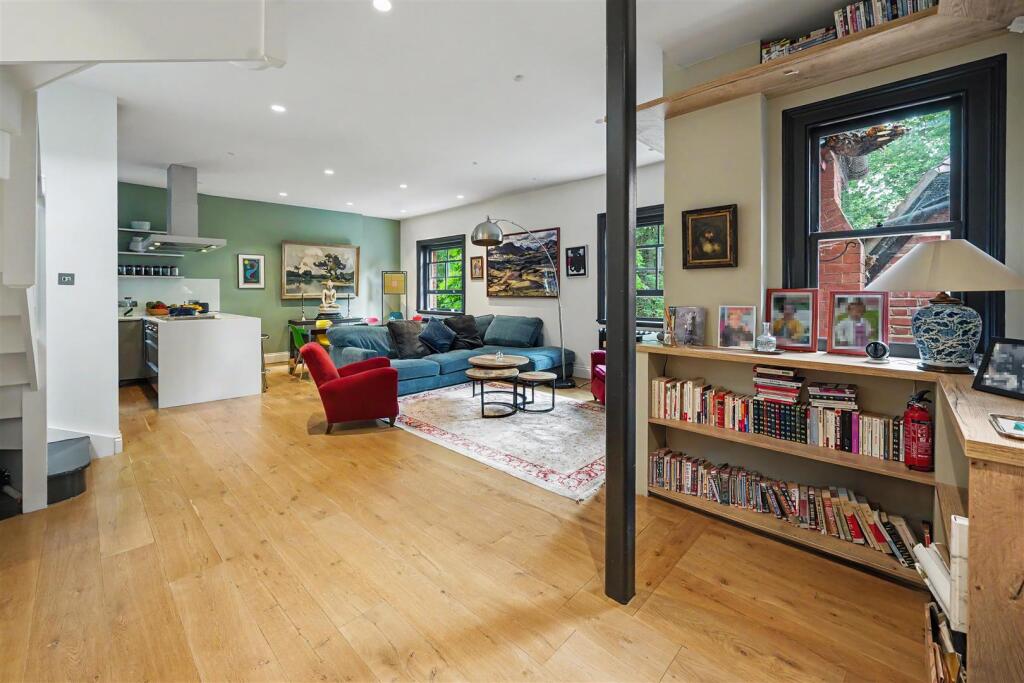 Apartment in London - View 4