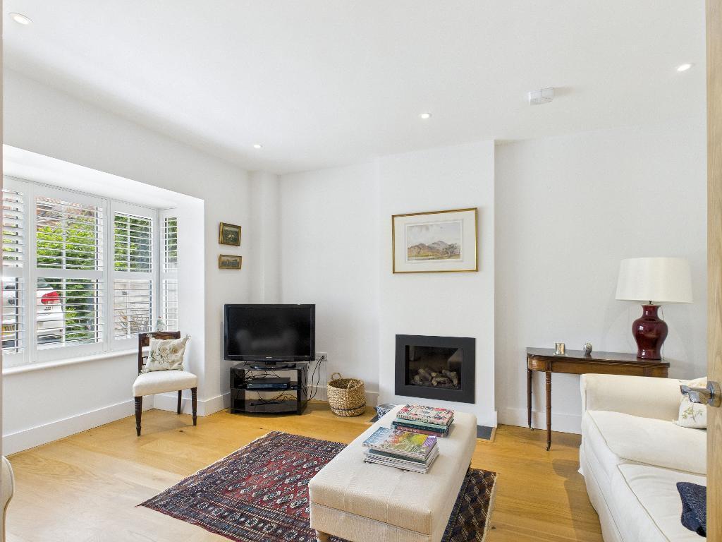 Penlands Close, Steyning, West Sussex, BN44 3PH photo 3