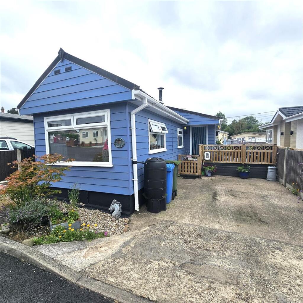 Main image of property: Eastfield Park, Tuxford, Newark