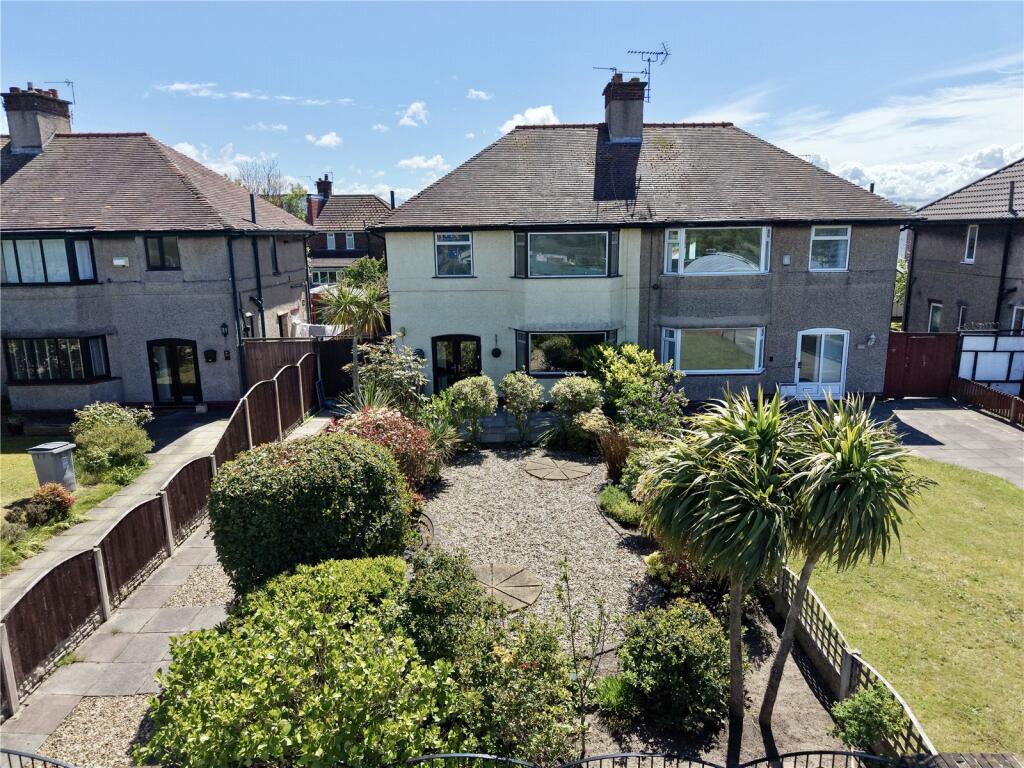 Main image of property: Leasowe Road, Leasowe, Wirral, CH46