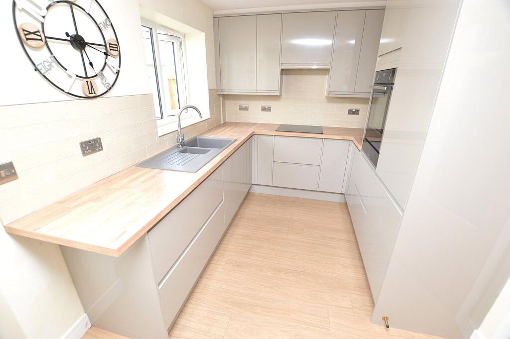 House in Saltash, Latchbrook - View 2