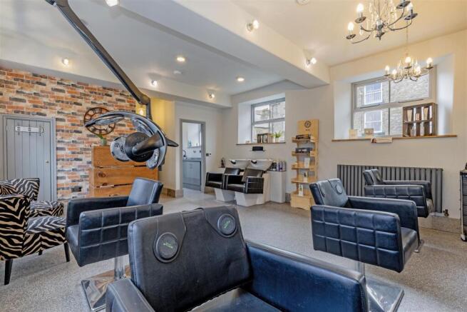 Salon