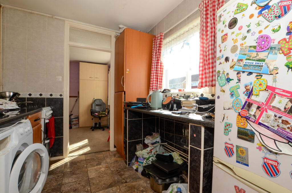 Apartment in Three Rivers, Watford Rural - View 5