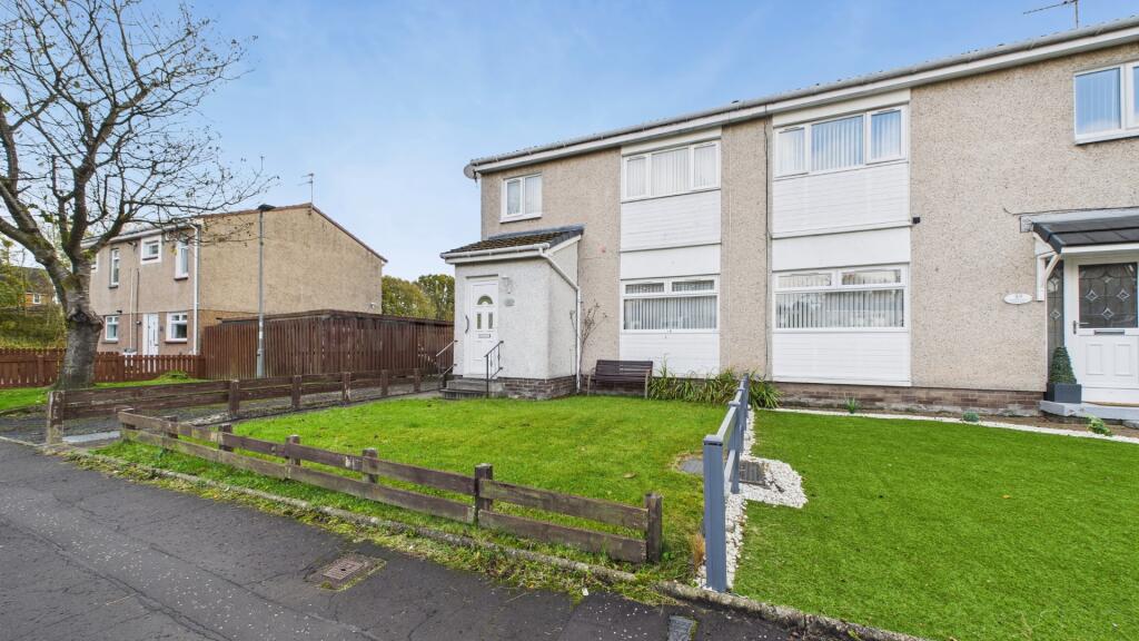 3-bed semi-detached on Broomhill Crescent, Erskine, PA8, £185,000