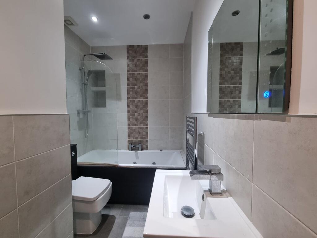 2 bedroom duplex for rent