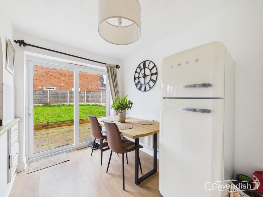 Thornhill Close, Broughton, CH4 photo 3