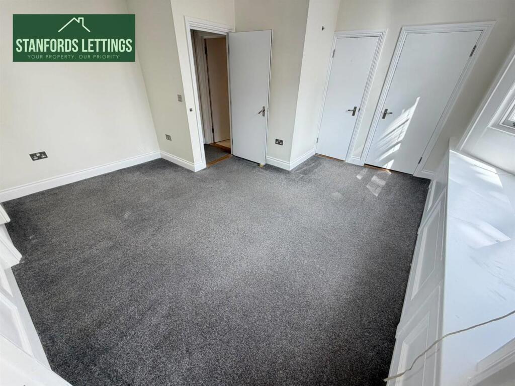 Apartment in Brighton - View 5